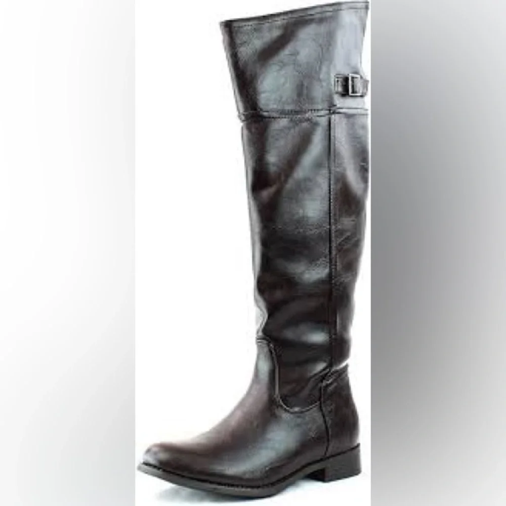 Brekelle’s brown faux leather over the knee boots - Picture 1 of 2